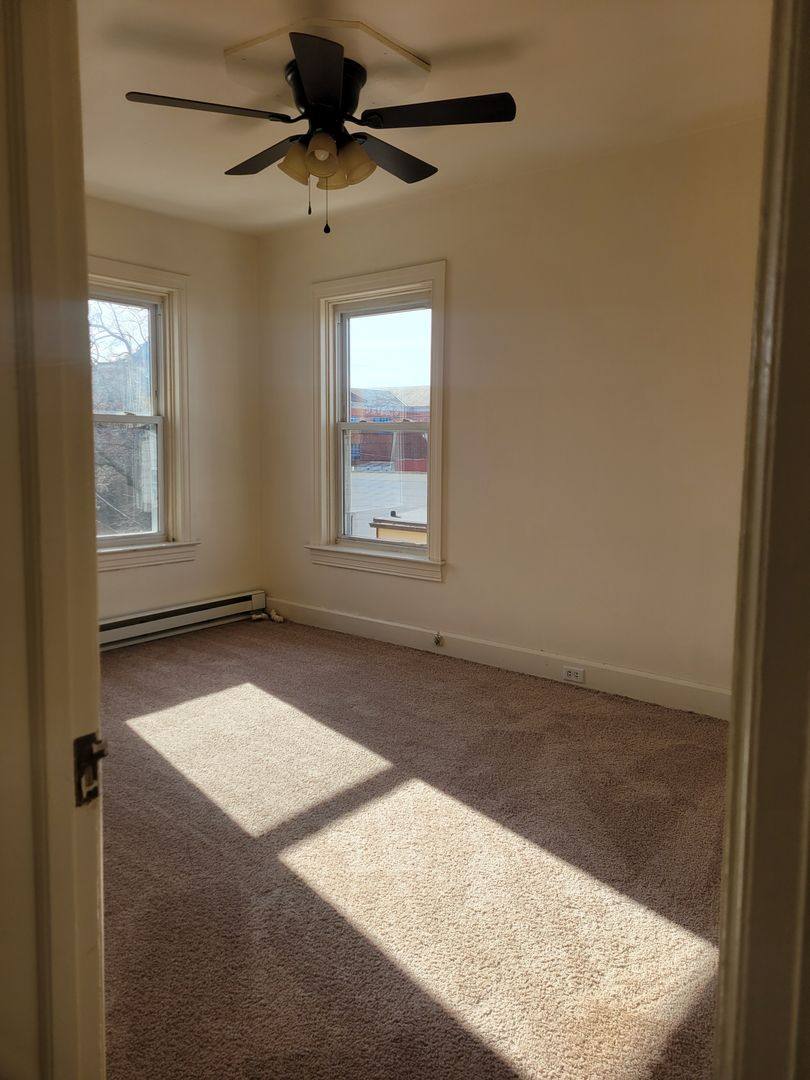 Apartment for rent at 540 W Market St, York, PA 17401
