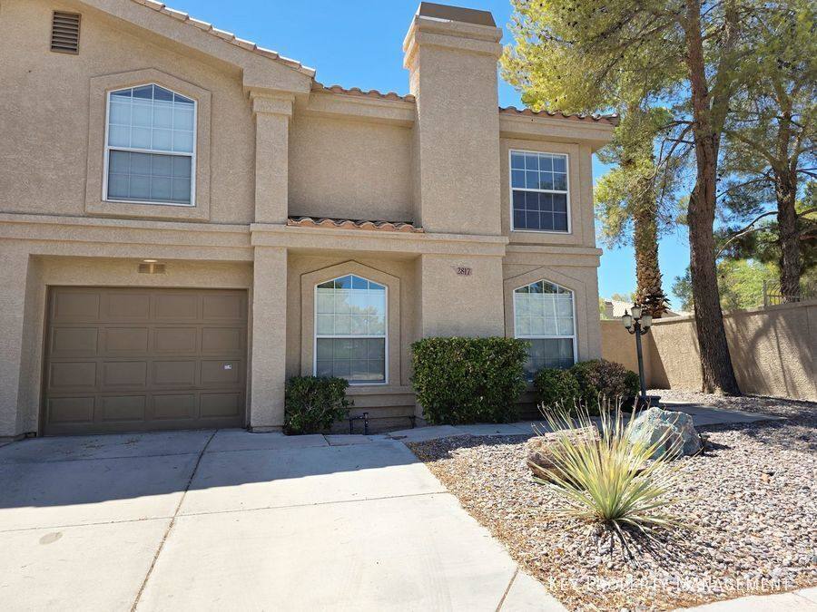 Townhouse for rent at 2817 Crystal Lantern Dr, Henderson, NV 89074