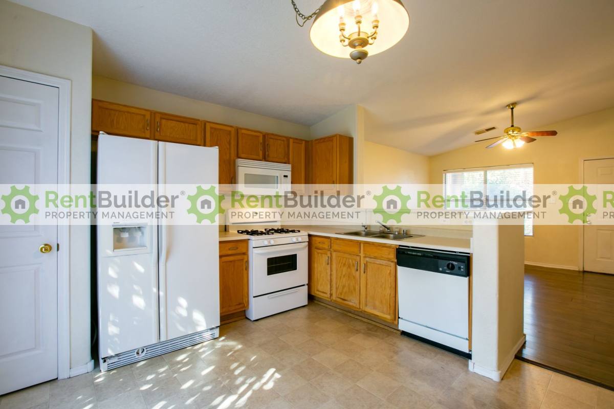 House for rent at 5106 Park Ridge Rd NW, Albuquerque, NM 87120