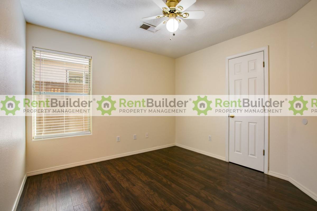 House for rent at 5106 Park Ridge Rd NW, Albuquerque, NM 87120