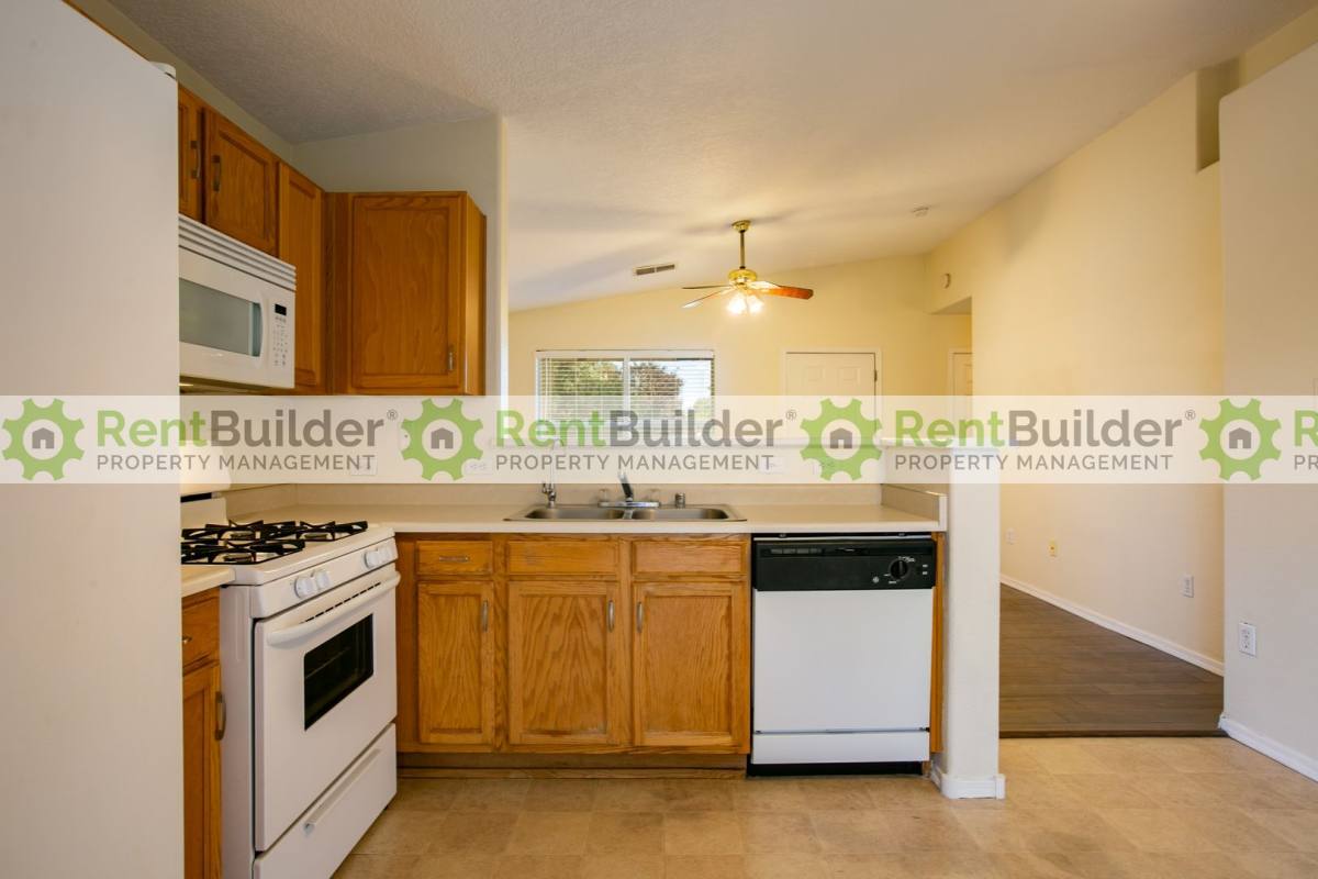 House for rent at 5106 Park Ridge Rd NW, Albuquerque, NM 87120