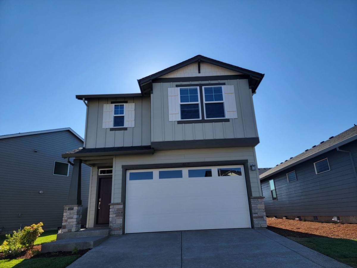 House for rent at 6219 Rebecca St SE, Albany, OR 97322