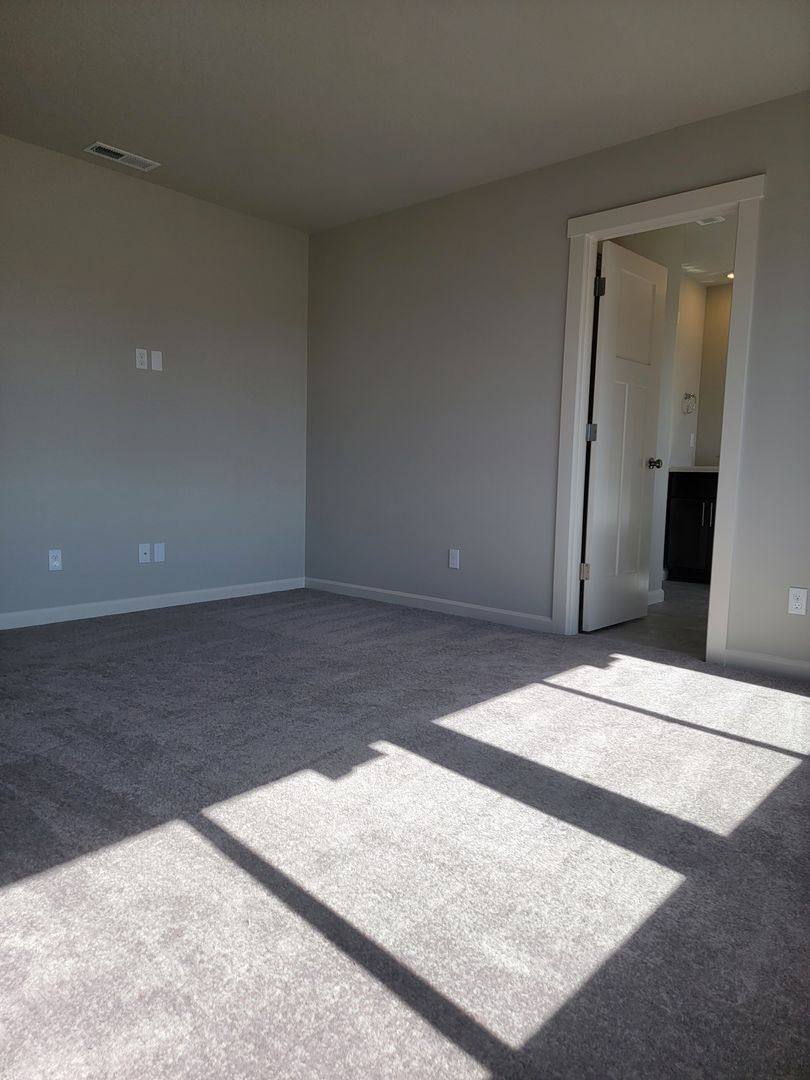 House for rent at 6219 Rebecca St SE, Albany, OR 97322