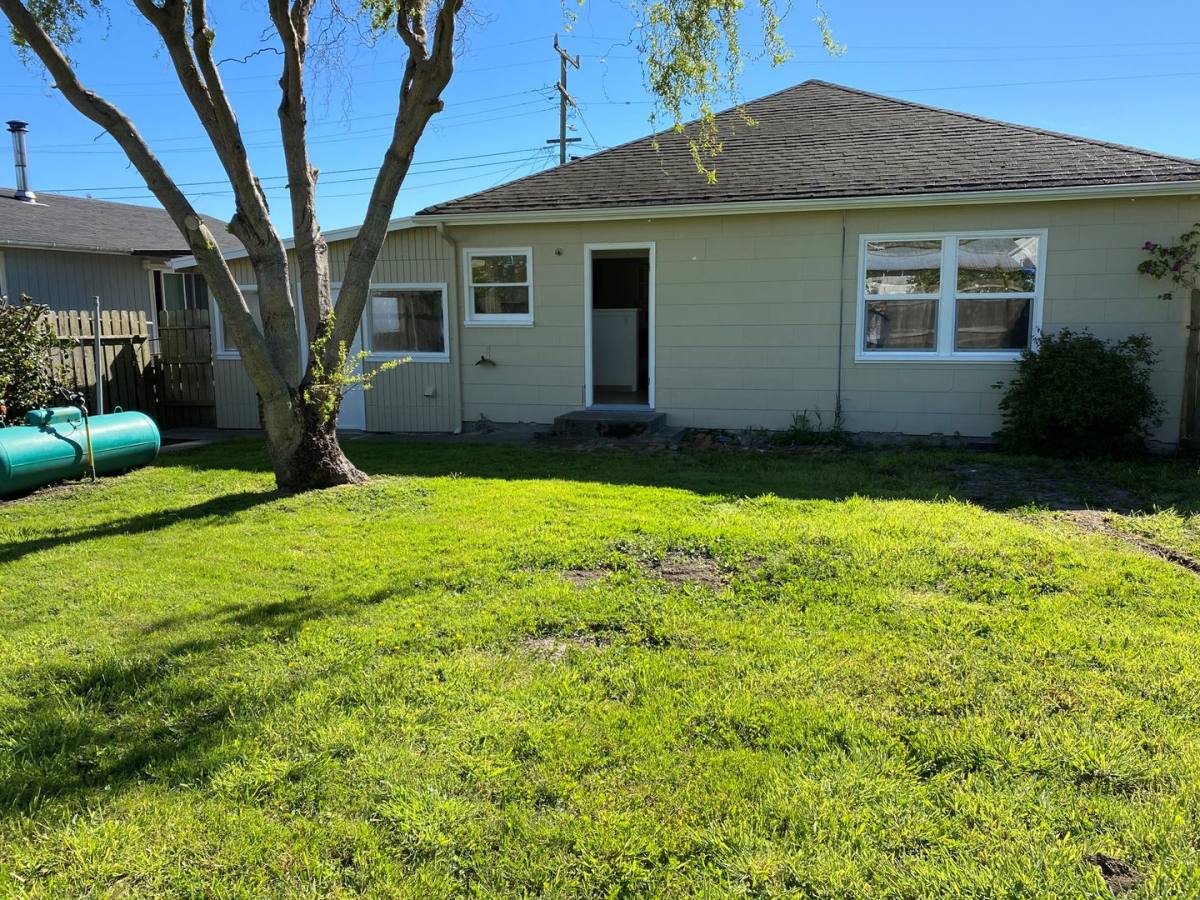 House for rent at 1239 Madison St, Ferndale, CA 95536