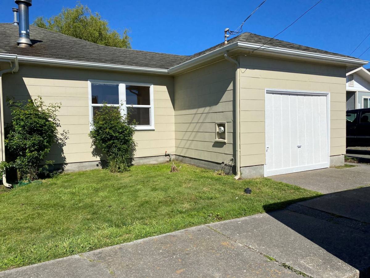 House for rent at 1239 Madison St, Ferndale, CA 95536