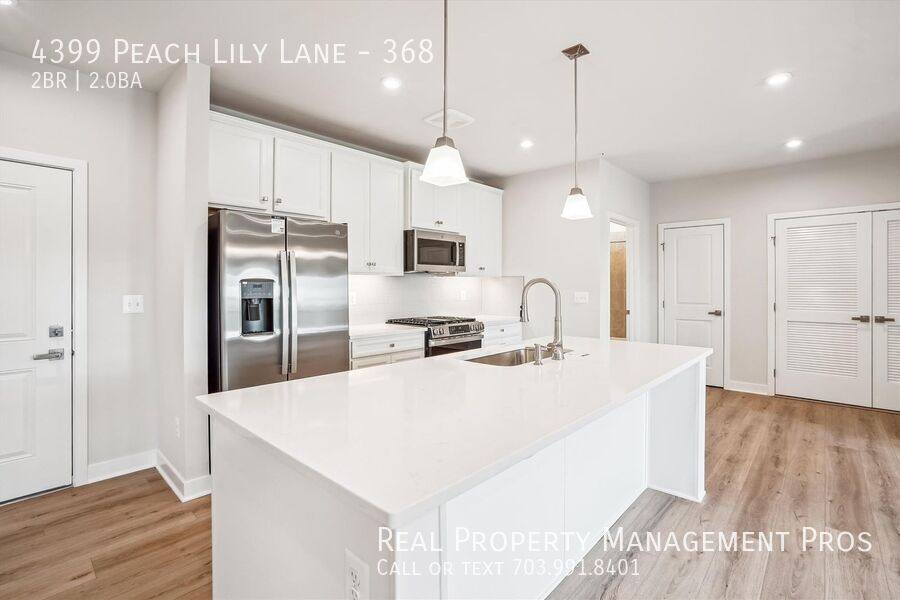 Condo for rent at 4399 Peach Lily Lane #368, Chantilly, VA 20151