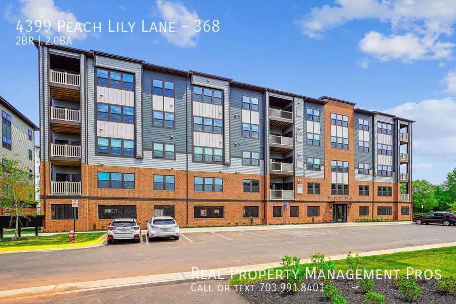 Condo for rent at 4399 Peach Lily Lane #368, Chantilly, VA 20151