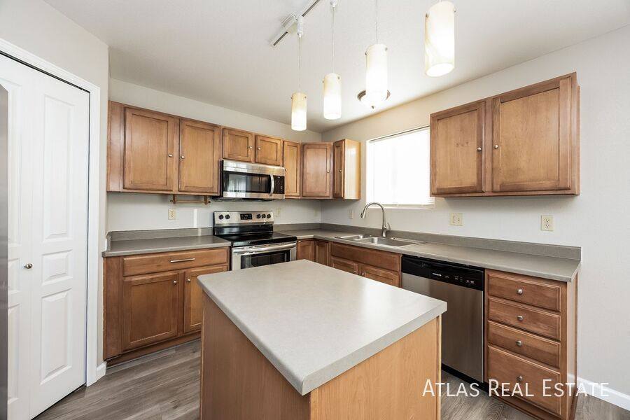 House for rent at 7817 Calabash Rd, Colorado Springs, CO 80908