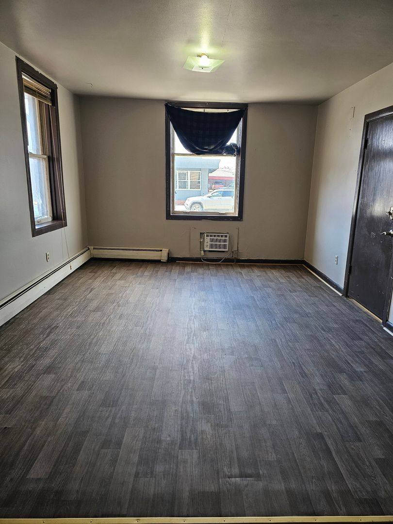 Apartment for rent at 106 N 6th St, Miles City, MT 59301