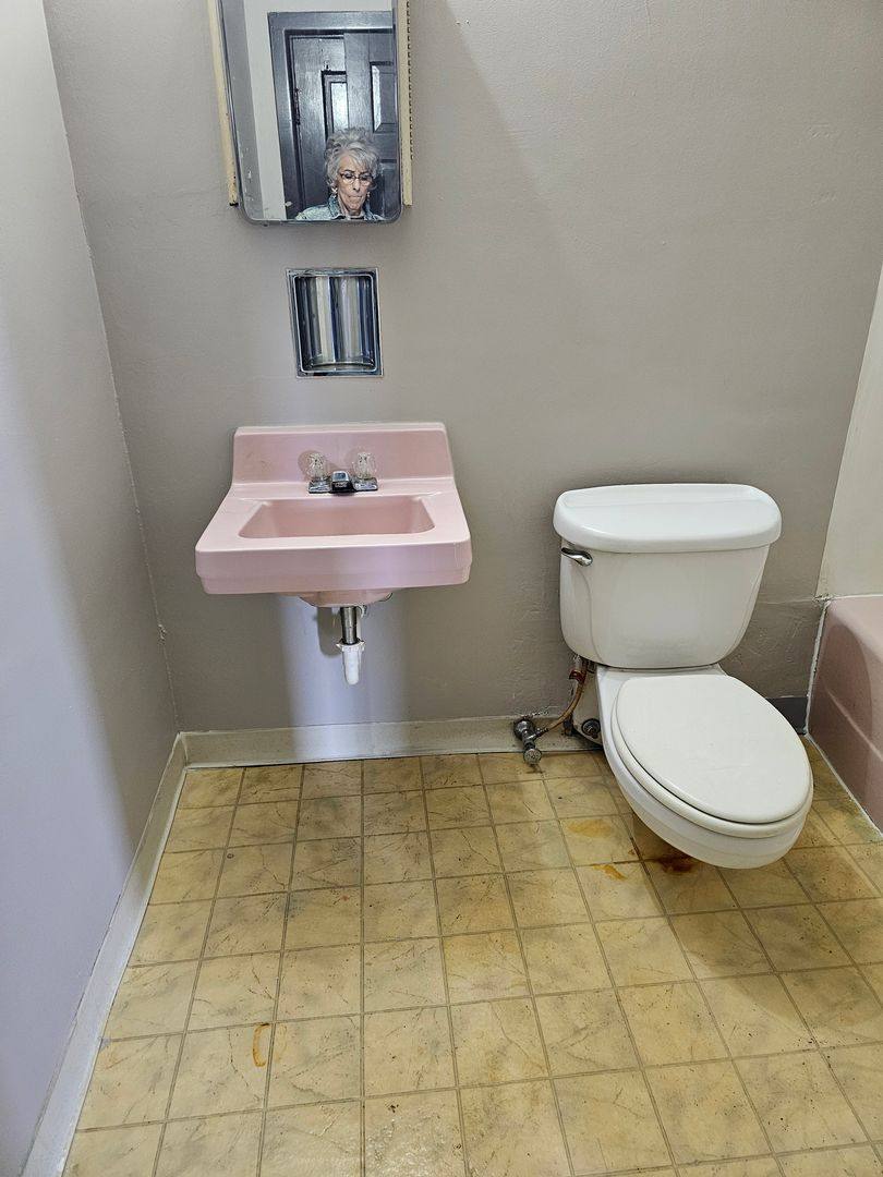 Apartment for rent at 106 N 6th St, Miles City, MT 59301