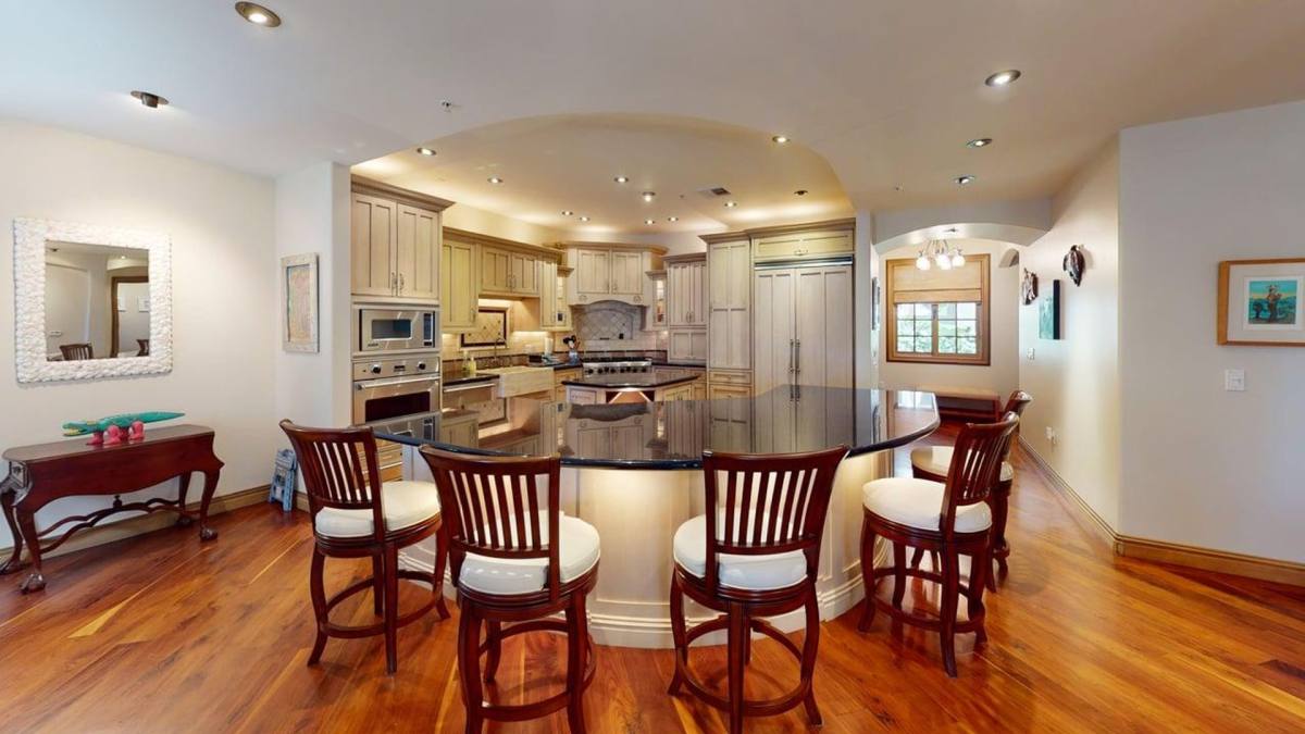 Condo for rent at 120 C Ave, Coronado, CA 92118