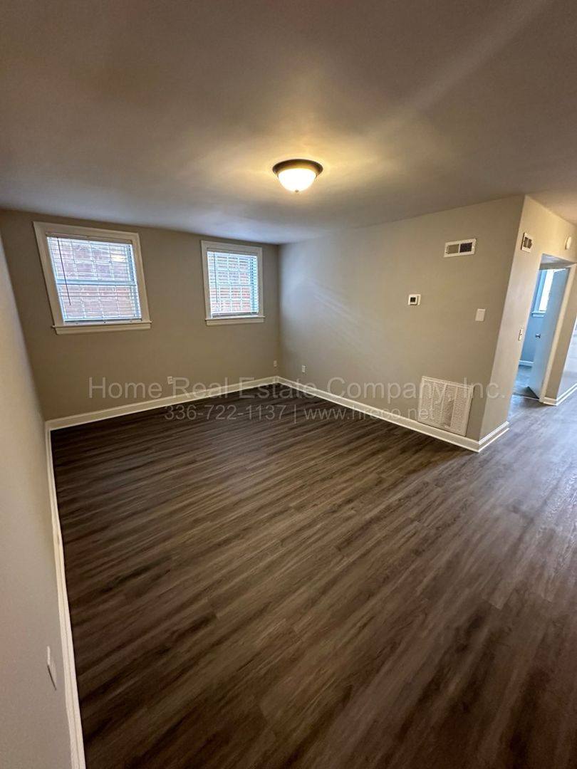 Apartment for rent at 805 W End Blvd, Winston Salem, NC 27101