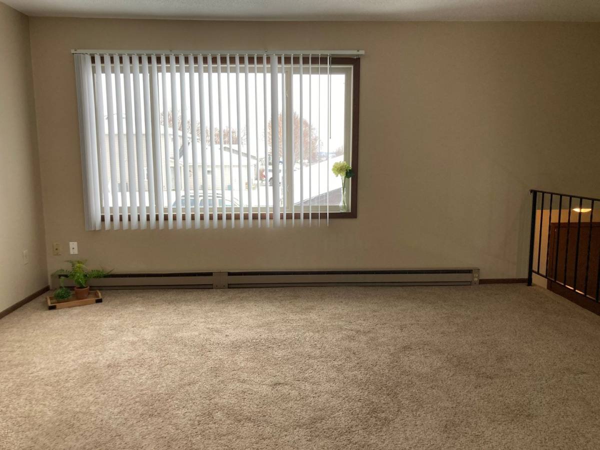 Townhouse for rent at 800 11th St NW, Valley City, ND 58072
