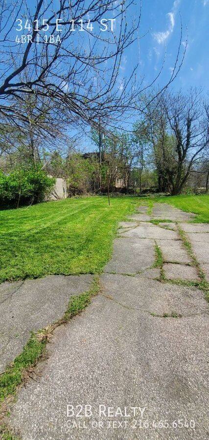 House for rent at 3415 E 114 St, Cleveland, OH 44104