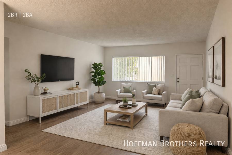 Apartment for rent at 5130 Yarmouth Ave #10, Encino, CA 91316