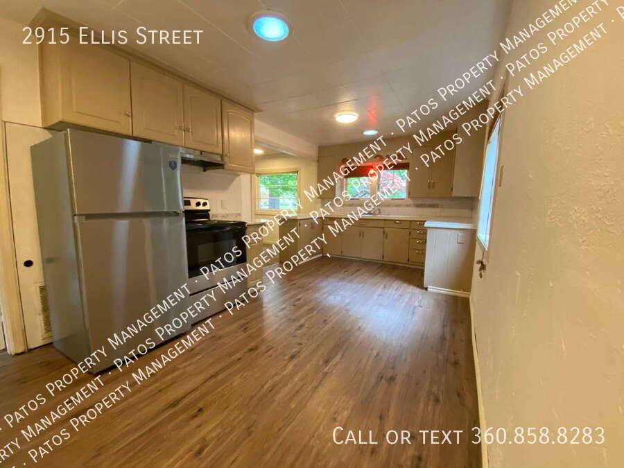 House for rent at 2915 Ellis St, Bellingham, WA 98225