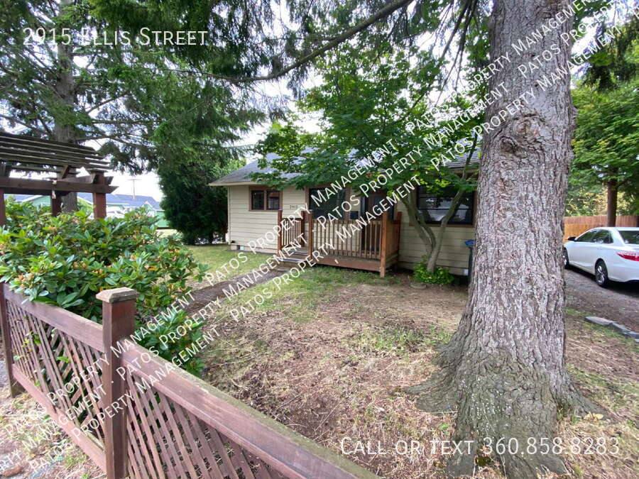 House for rent at 2915 Ellis St, Bellingham, WA 98225