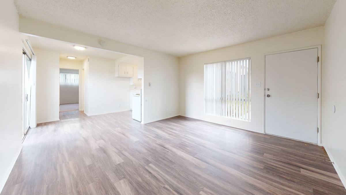 Apartment for rent at 14800 S Berendo Ave, Gardena, CA 90247