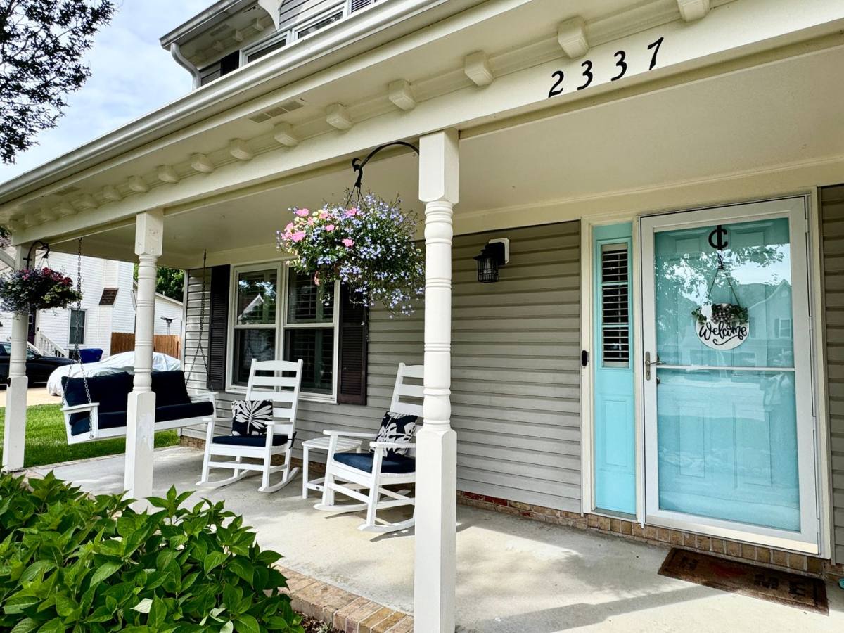 House for rent at 2337 Esplanade Dr, Virginia Beach, VA 23456
