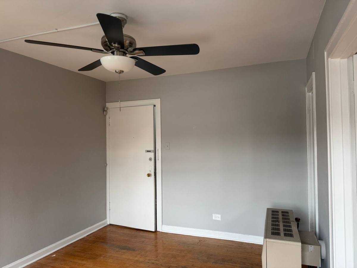Apartment for rent at 42 S La Grange Rd, La Grange, IL 60525