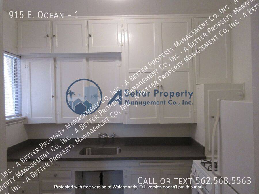 Apartment for rent at 915 E Ocean #1, Long Beach, CA 90802