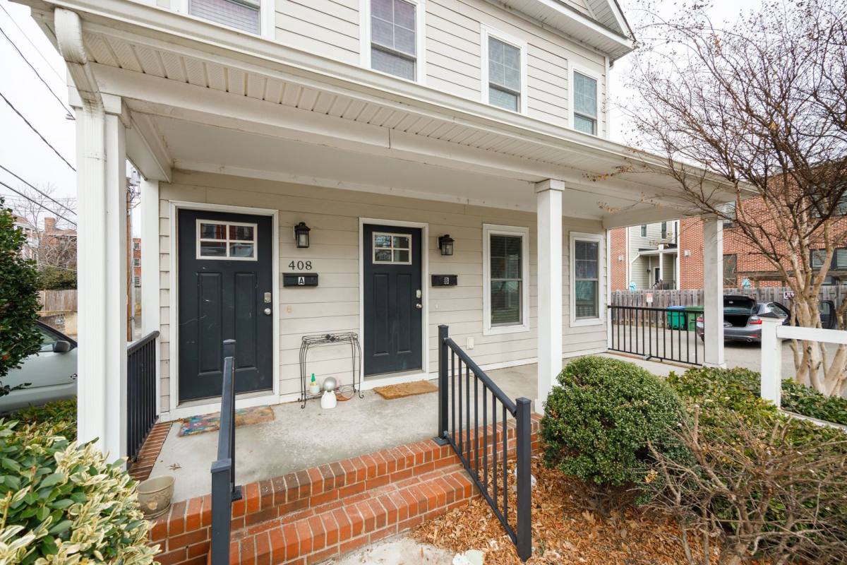 Apartment for rent at 408 N Robinson, Richmond, VA 23220