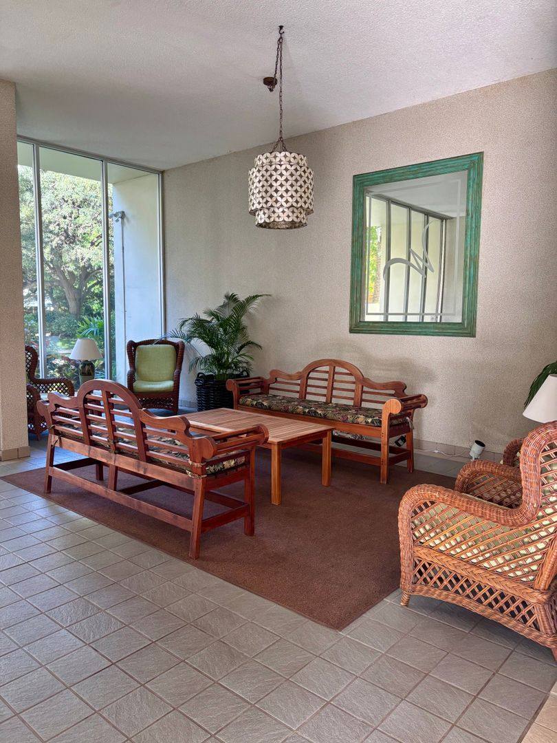 Apartment for rent at 469 Ena Rd, Honolulu, HI 96815
