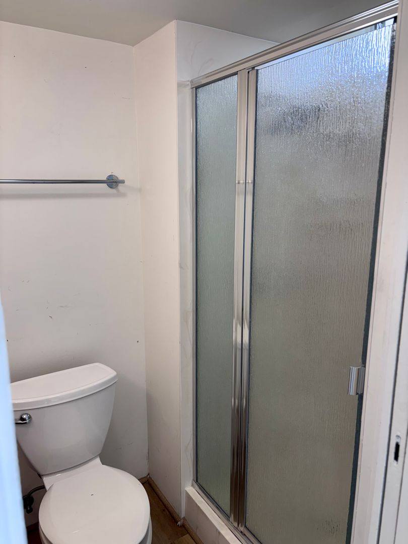 Apartment for rent at 469 Ena Rd, Honolulu, HI 96815