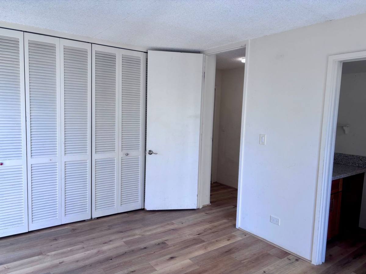 Apartment for rent at 469 Ena Rd, Honolulu, HI 96815