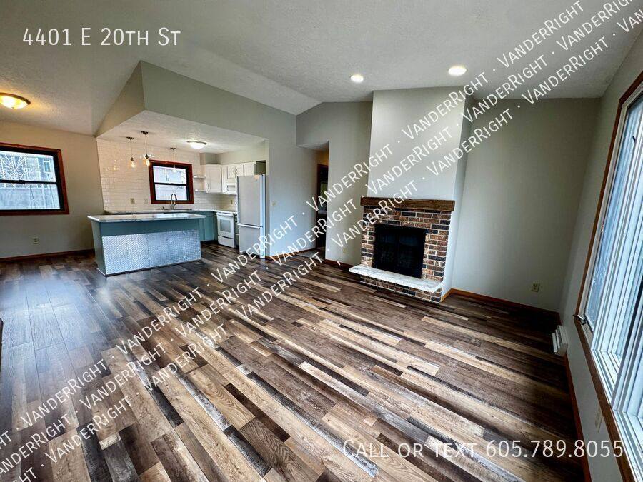 House for rent at 4401 E 20th St, Sioux Falls, SD 57103