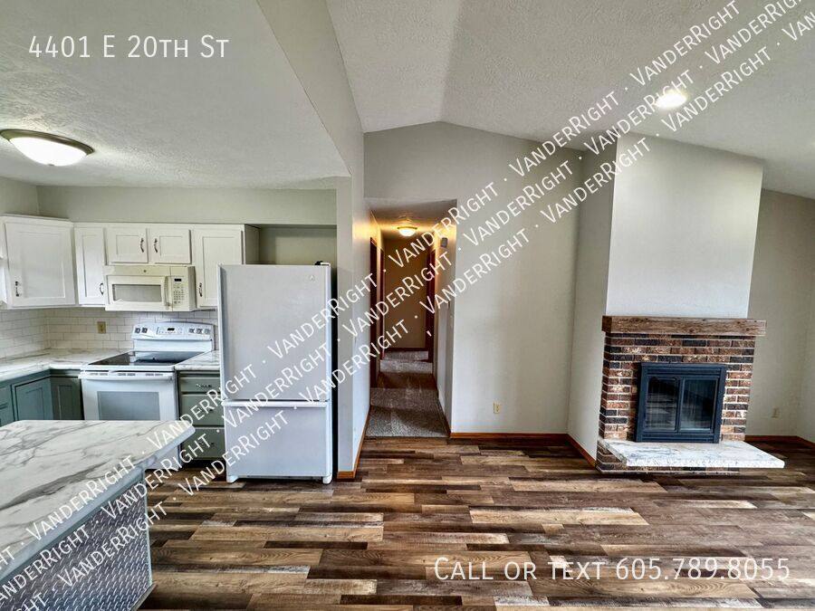 House for rent at 4401 E 20th St, Sioux Falls, SD 57103