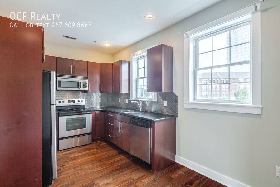 Apartment for rent at 2633 Catharine St #B, Philadelphia, PA 19146