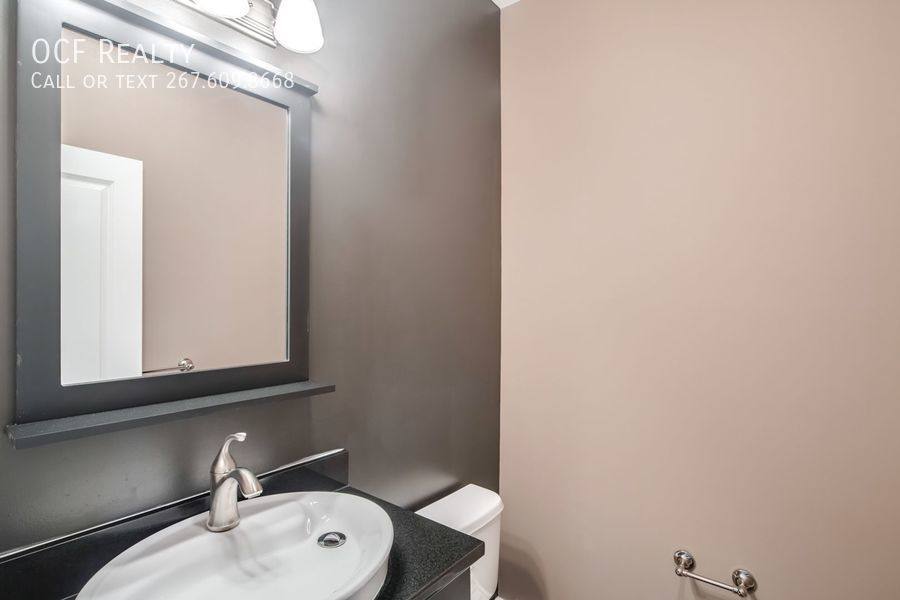 Apartment for rent at 2633 Catharine St #B, Philadelphia, PA 19146