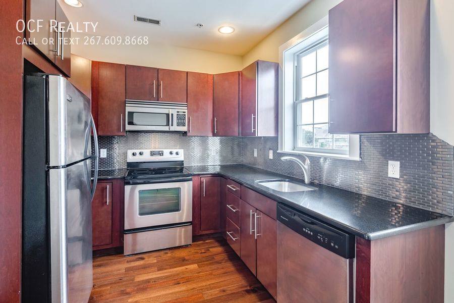 Apartment for rent at 2633 Catharine St #B, Philadelphia, PA 19146