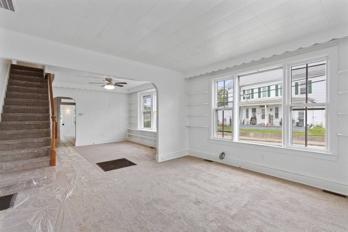House for rent at 102 S 3rd St, Mount Wolf, PA 17347