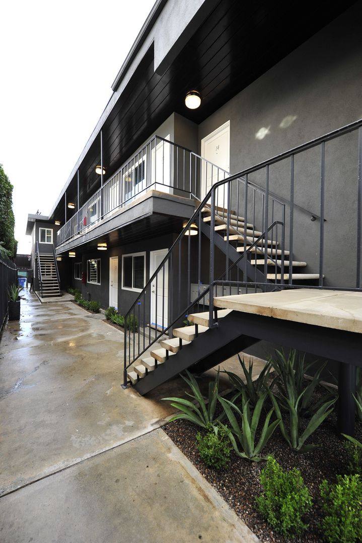 Apartment for rent at 12240 Pacific Ave, Los Angeles, CA 90066