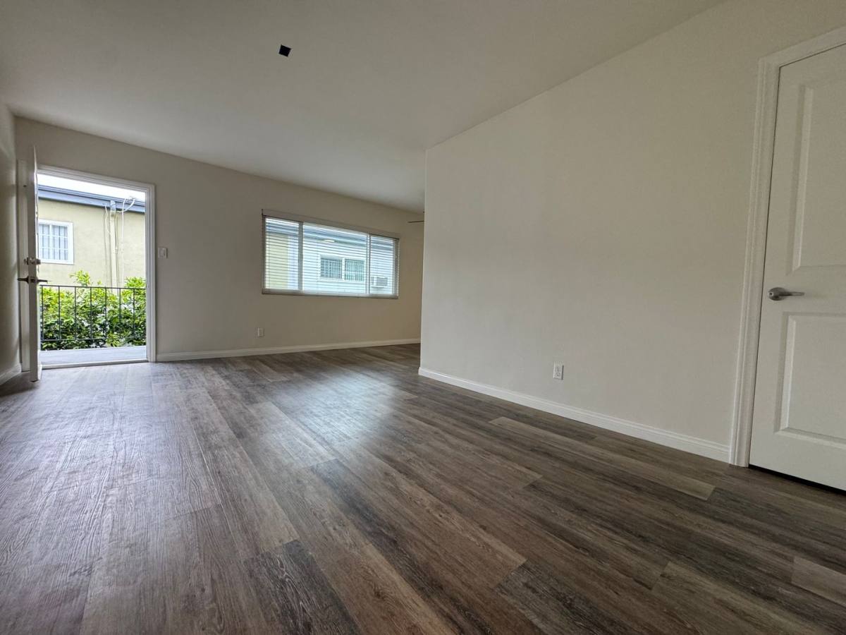 Apartment for rent at 12240 Pacific Ave, Los Angeles, CA 90066