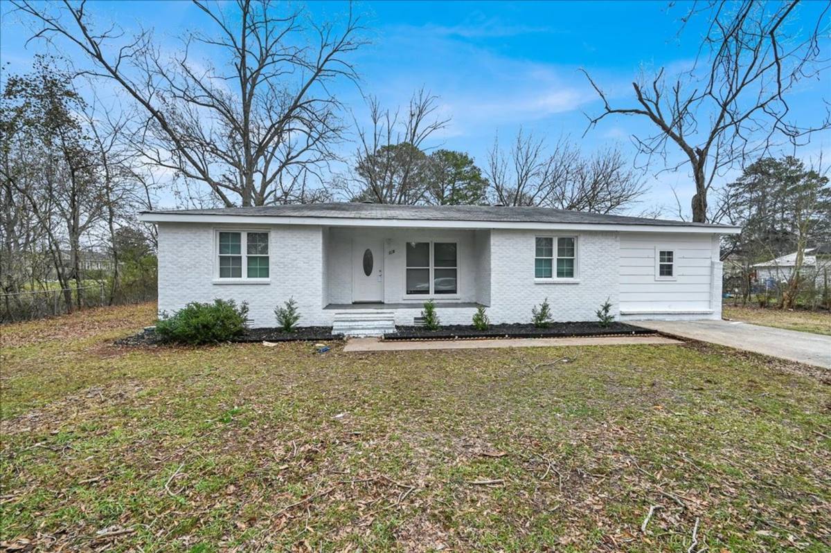 House for rent at 216 13th Ave SW, Decatur, AL 35601