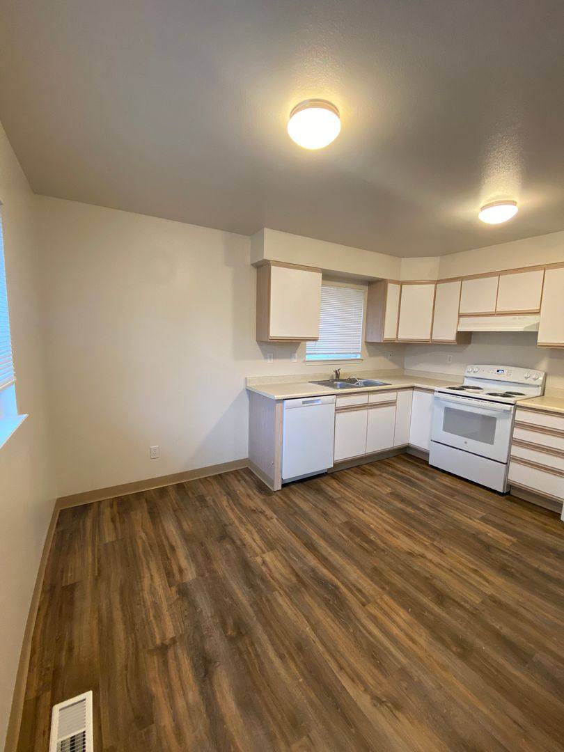 Apartment for rent at 353 S Meridian Rd #101, Meridian, ID 83642