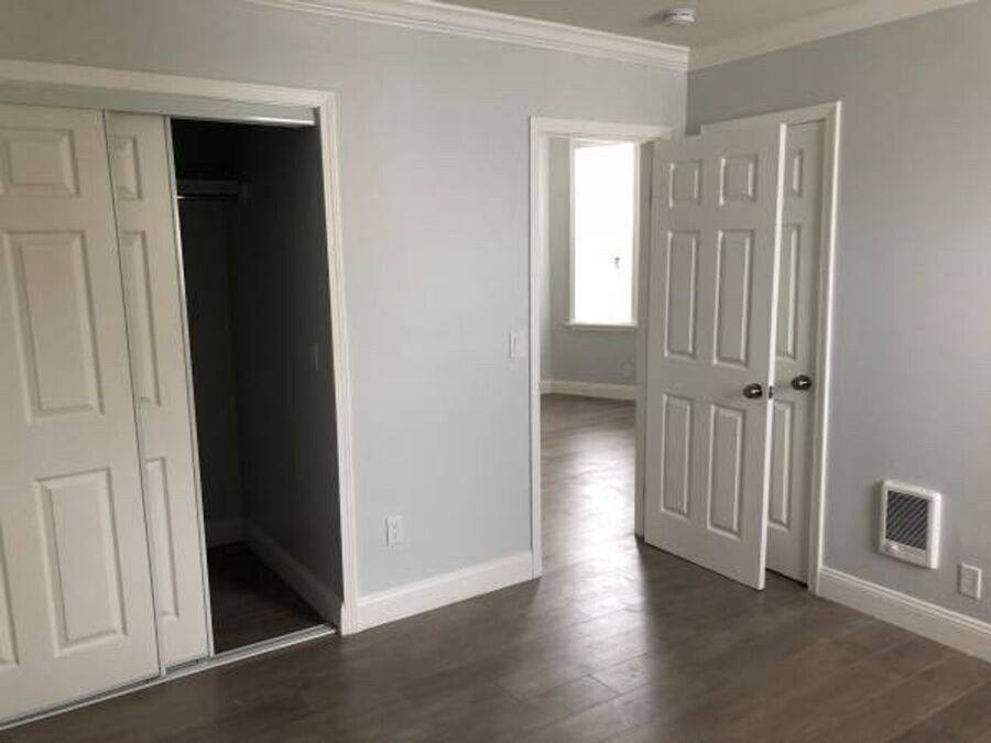Apartment for rent at 828 Milton St, Oakland, CA 94607