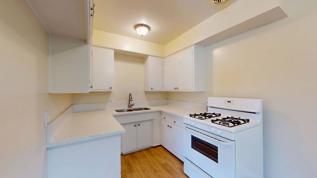 Apartment for rent at 260 S Oakland Ave, Pasadena, CA 91101