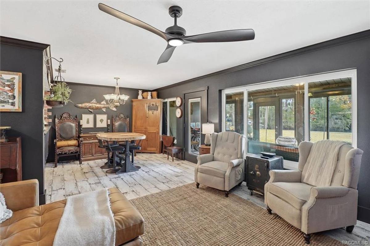 Condo for rent at 1637 SE Paradise Circle, Crystal River, FL 34429