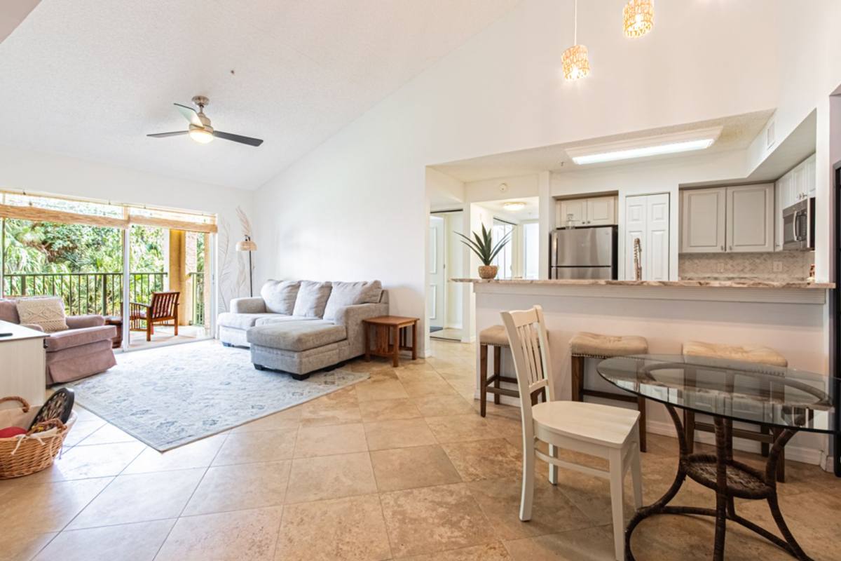 Condo for rent at 1230 Wildwood Lake Blvd, Naples, FL 34104