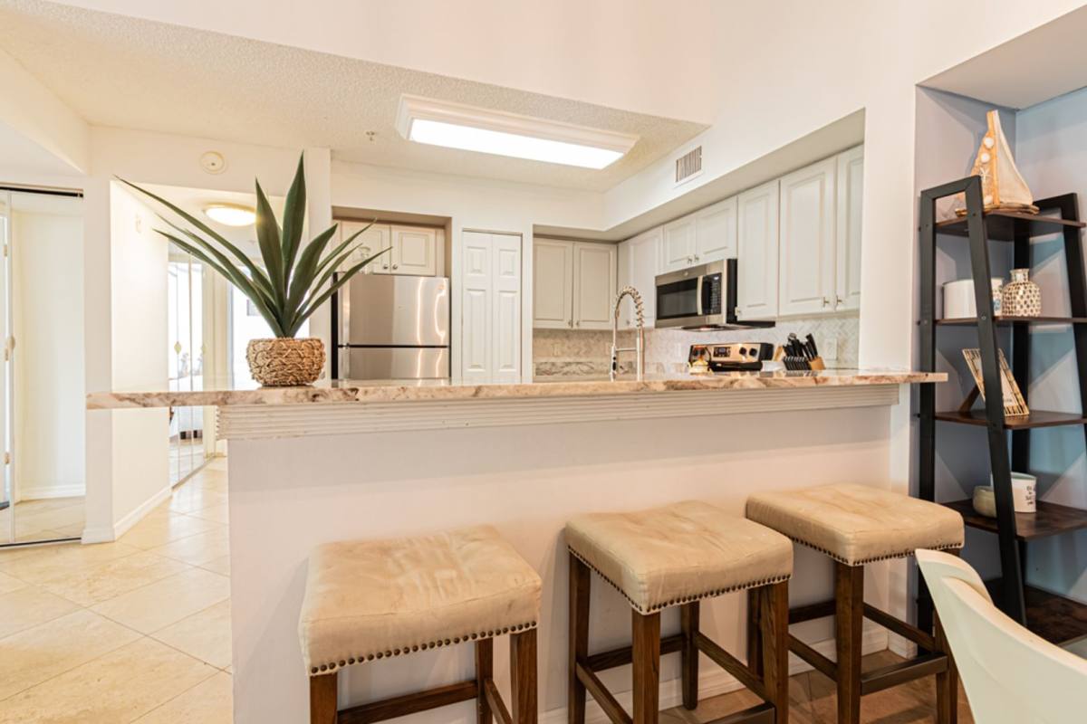 Condo for rent at 1230 Wildwood Lake Blvd, Naples, FL 34104