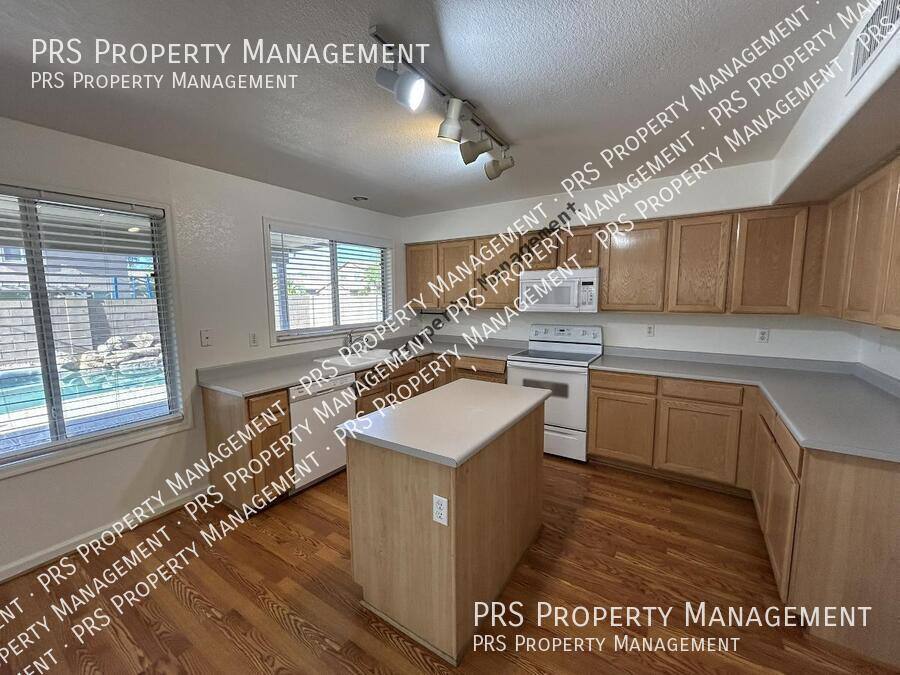 House for rent at 1963 W Thompson Way, Chandler, AZ 85286