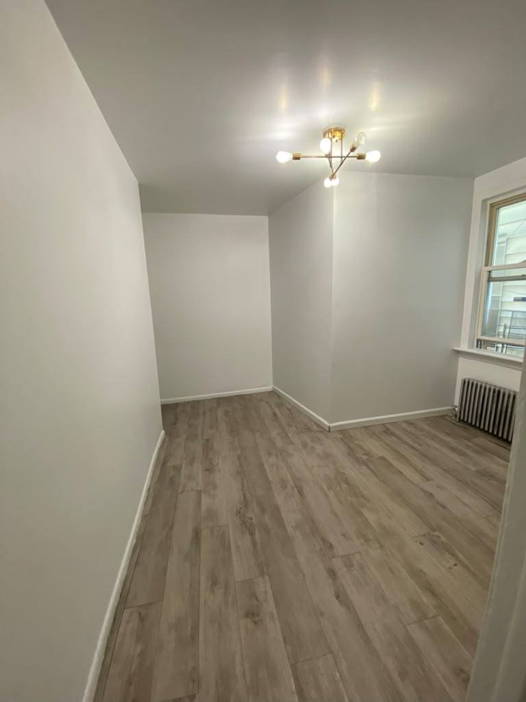 Apartment for rent at 349 Walnut St #2R, Yonkers, NY 10701