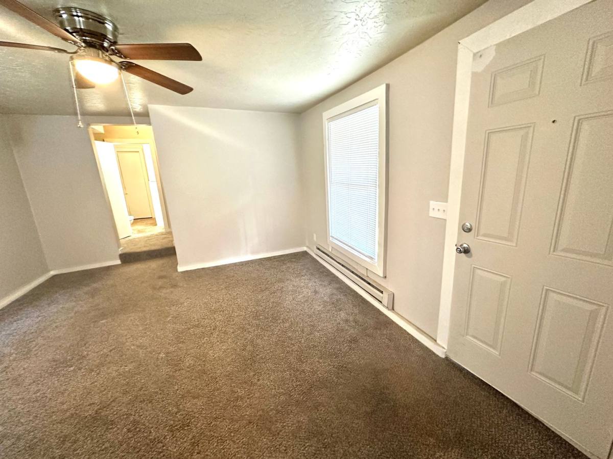 Apartment for rent at 304 N Webb, Webb City, MO 64870