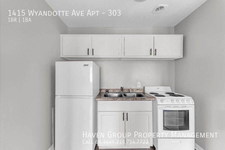 Apartment for rent at 1415 Wyandotte Ave #303, Lakewood, OH 44107