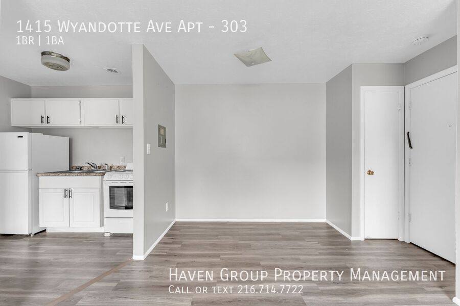 Apartment for rent at 1415 Wyandotte Ave #303, Lakewood, OH 44107