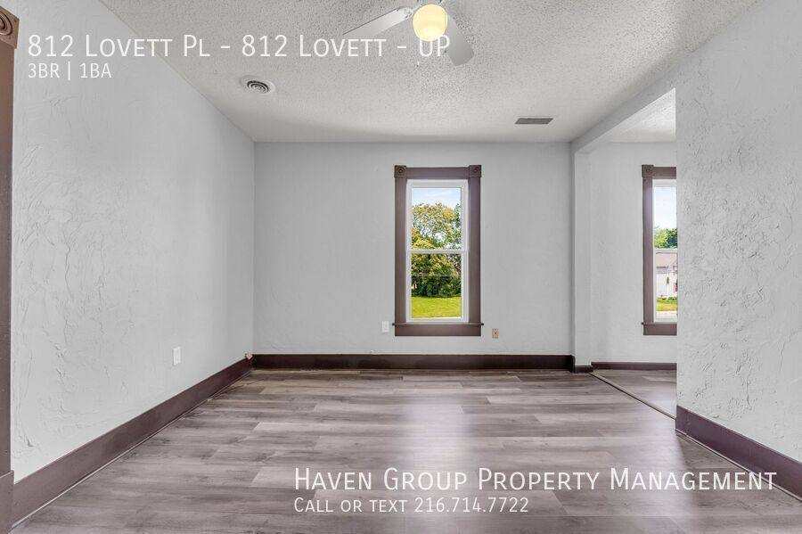 Apartment for rent at 812 Lovett Place #812 Lovett-Up, Lorain, OH 44052